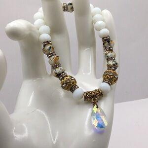 Vintage Art Deco Gold and Faceted White Glass Beaded Bracelet